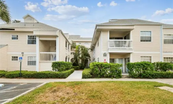 6907 Stones Throw Circle N, Unit 2203, St Petersburg, FL, 33710