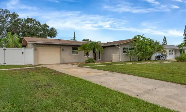 6320 Fairway Boulevard, Apollo Beach, FL, 33572