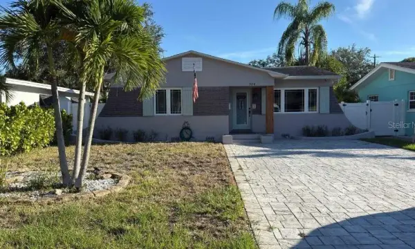 324 36th Avenue NE, St Petersburg, FL, 33704