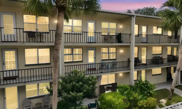 11620 Park Boulevard, Unit 203, Seminole, FL, 33772