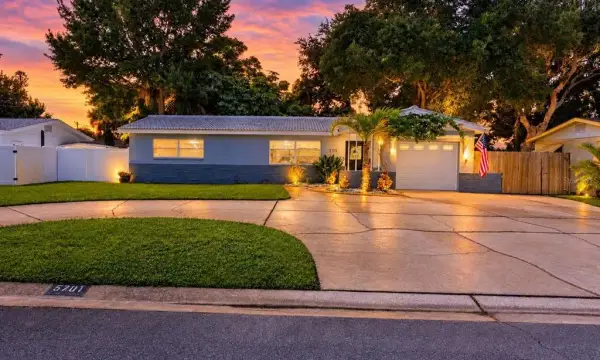 5701 6th Way S, St Petersburg, FL, 33705