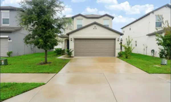 6330 Ten Acre Court, Zephyrhills, FL, 33541