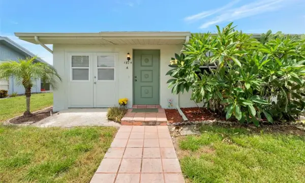 1814 Foxhunt Drive, Unit A, Sun City Center, FL, 33573