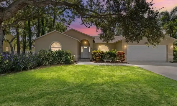 13734 76th Avenue, Seminole, FL, 33776