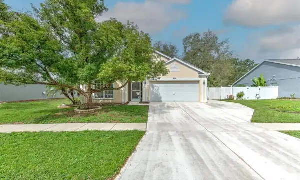 235 Lakeway Lane, Apollo Beach, FL, 33572