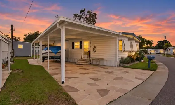 70 Schooner Drive, Unit 70, Palm Harbor, FL, 34683