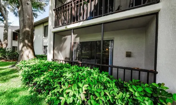 2575 Pine Ridge Way S, Unit E1, Palm Harbor, FL, 34684