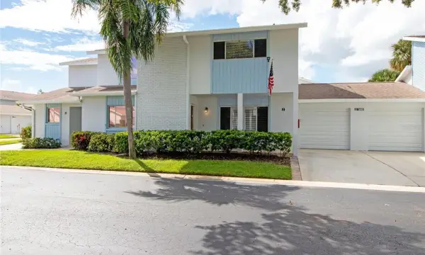 1640 Cape Hope Avenue NE, Unit 2, St Petersburg, FL, 33702