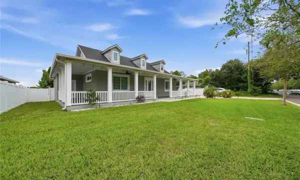 608 4th Street SW, Largo, FL, 33770