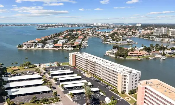 6075 Shore Boulevard S, Unit 411, Gulfport, FL, 33707