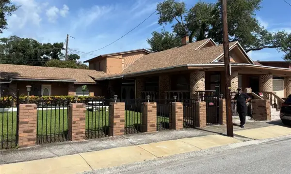 1747 Youval Court S, St Petersburg, FL, 33712