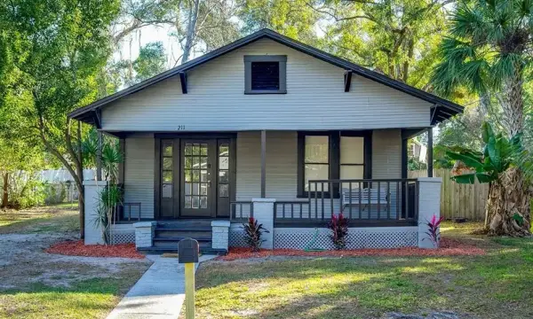 211 E Cluster Avenue, Tampa, FL, 33604