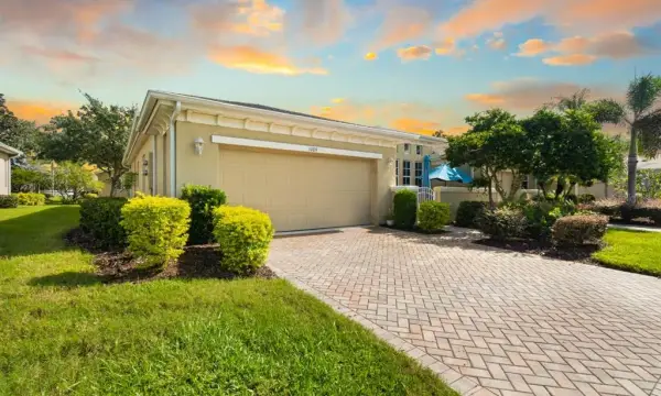 1009 Chelsea Greens Court, Unit 37, Sun City Center, FL, 33573