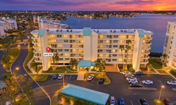 7979 Sailboat Key Boulevard S, Unit 202, South Pasadena, FL, 33707