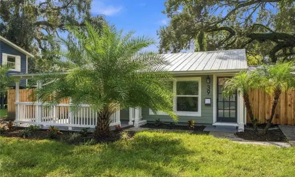 39 Hamilton Heath Drive, Tampa, FL, 33604
