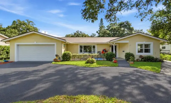 2015 Park Street N, St Petersburg, FL, 33710