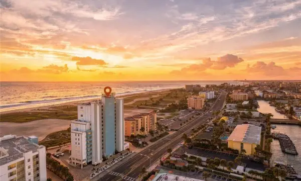 11000 Gulf Boulevard, Unit 1002, Treasure Island, FL, 33706