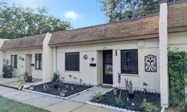 1278 Mission Circle, Unit 45b, Clearwater, FL, 33759