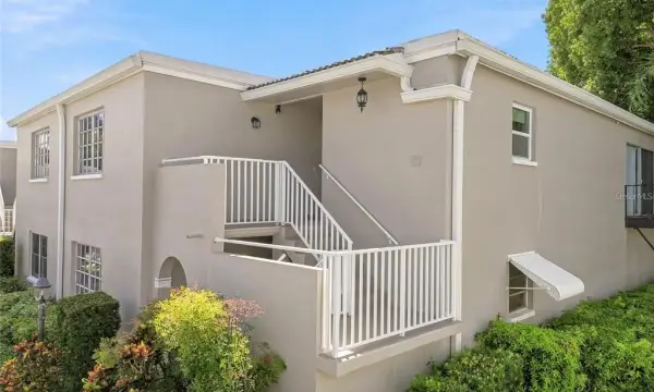 919 Osceola Road, Unit 207, Belleair, FL, 33756