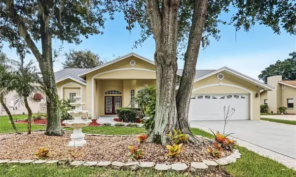 2820 Clubhouse Drive, Plant City, FL, 33566