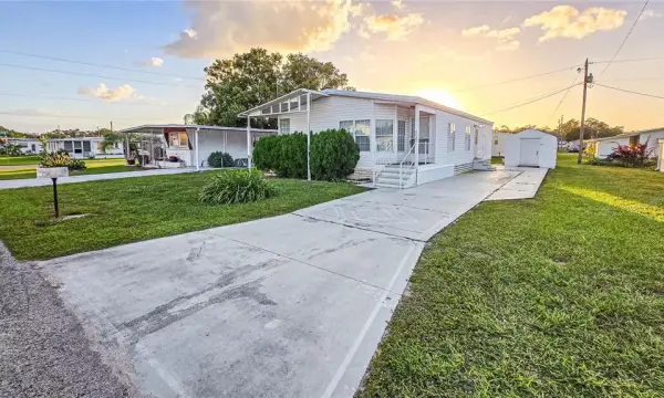 5425 Betmar Drive, Zephyrhills, FL, 33542