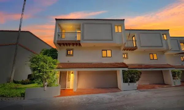 240 Windward Passage, Unit 1001, Clearwater, FL, 33767