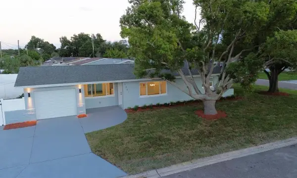 1901 57th Street N, St Petersburg, FL, 33710
