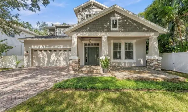 3215 Oak Green Way, Tampa, FL, 33611