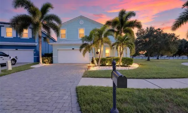 449 Bahama Grande Boulevard, Apollo Beach, FL, 33572
