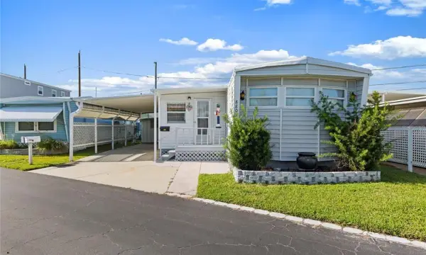 8803 44th Avenue N, Unit 113, St Petersburg, FL, 33709