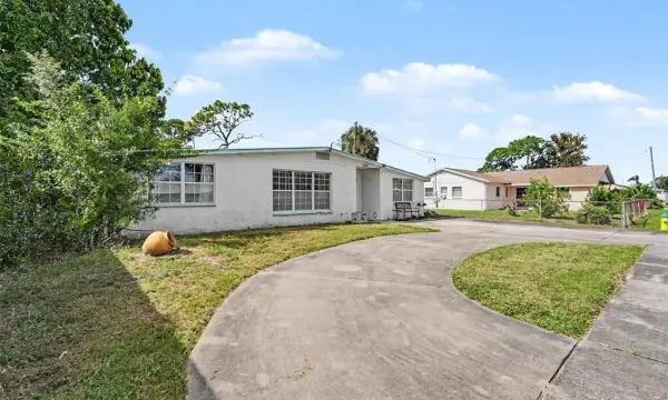 5002 Halifax Drive, Tampa, FL, 33615