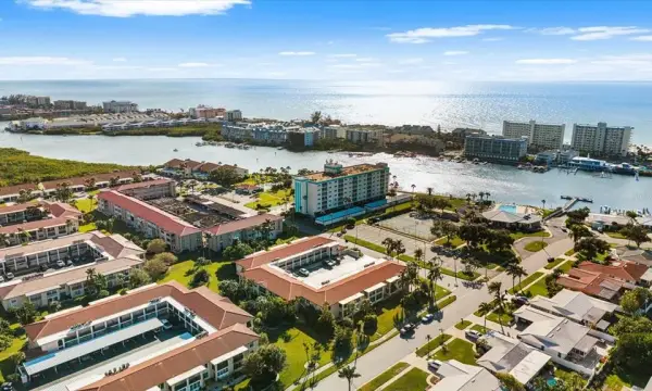10351 Regal Drive, Unit 4, Largo, FL, 33774