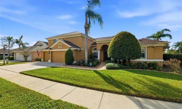 5113 Coopers Hawk Court, Valrico, FL, 33596