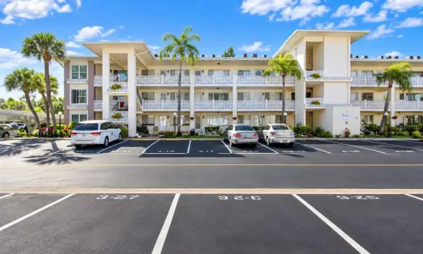 1235 S Highland Avenue, Unit 4-207, Clearwater, FL, 33756