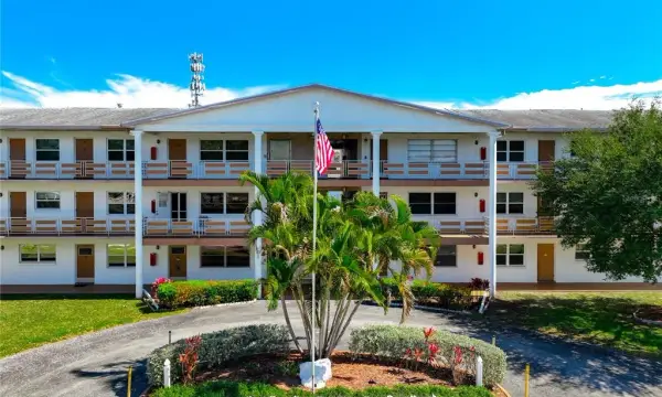 6015 19th Street N, Unit 308, St Petersburg, FL, 33714