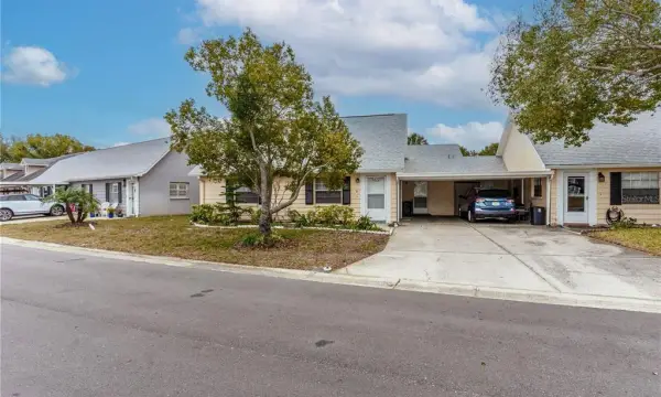 6652 Dartmoor Lane, Unit 5a, New Port Richey, FL, 34653