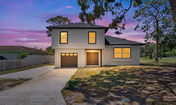 1801 Lakewood Drive S, St Petersburg, FL, 33714