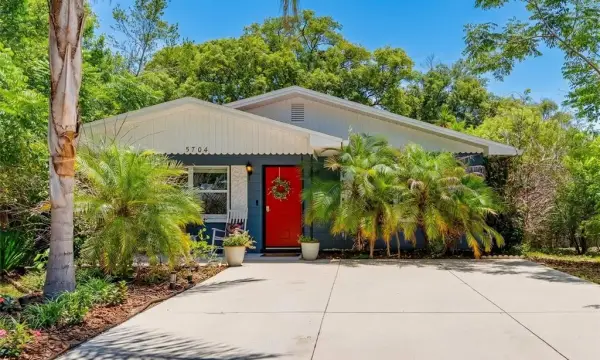 5704 13th Street, Zephyrhills, FL, 33542