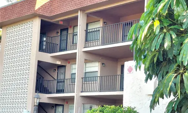 1723 Gulf Road, Unit 301, Tarpon Springs, FL, 34689
