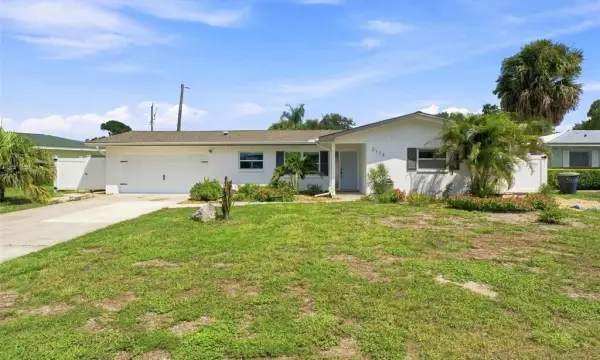 2172 University Drive S, Clearwater, FL, 33764