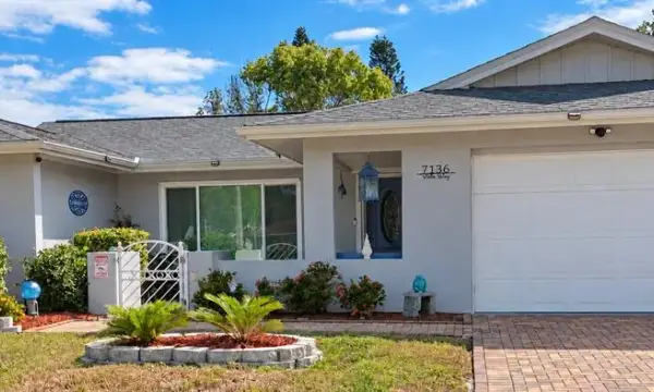 7136 Vista Way, Port Richey, FL, 34668