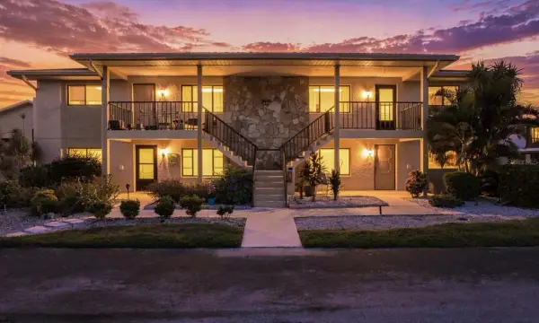 9960 Eagles Point Circle, Unit 4, Port Richey, FL, 34668