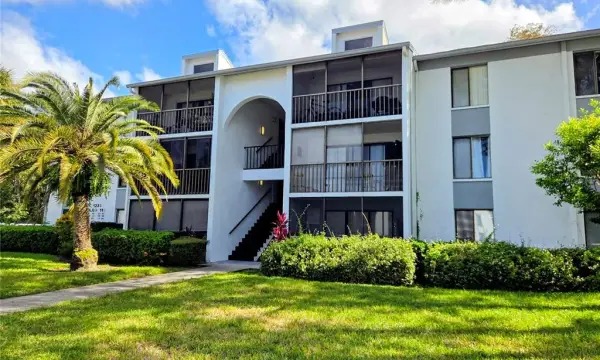 1236 Pine Ridge Circle W, Unit B1, Tarpon Springs, FL, 34688