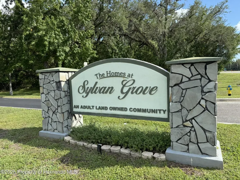 18035 Glen Raven Blvd Boulevard, Brooksville, FL, 34604
