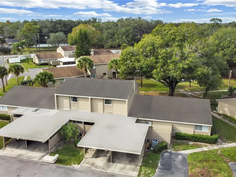 8608 Cattail Drive, Unit 8608, Temple Terrace, FL, 33637