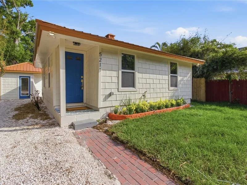 5211 25th Avenue S, Gulfport, FL, 33707