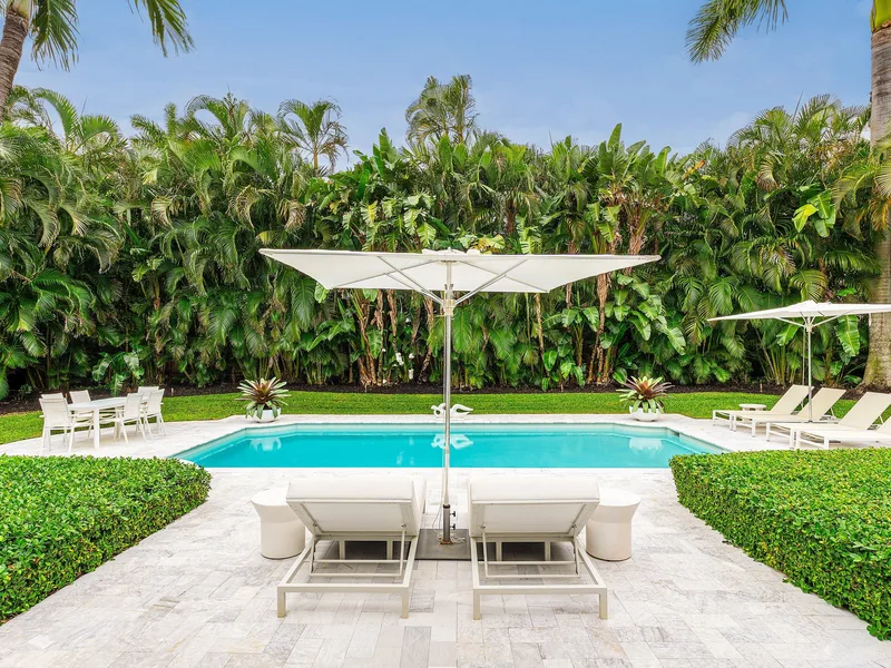 713 SE Atlantic Drive, Lantana, FL 33462