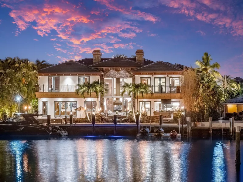 2325 NE 27th Street, Lighthouse Point, FL 33064