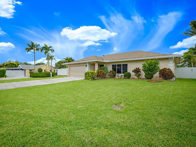 7597 Nemec Drive N, Lake Clarke Shores, FL 33406