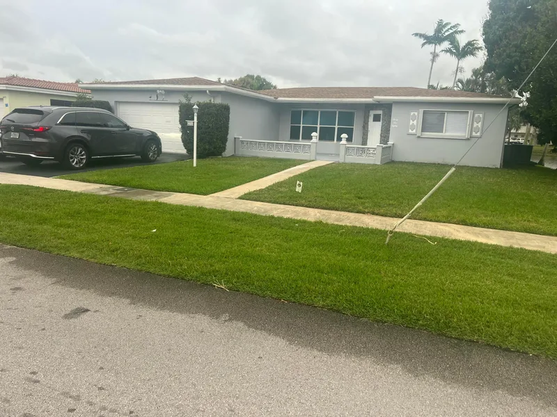 4680 NW 39th Street, Lauderdale Lakes, FL 33319